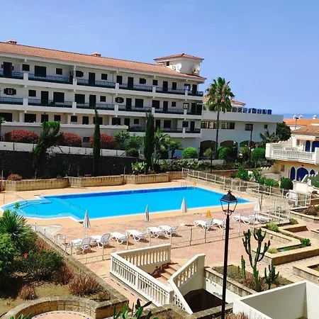 Apartment Luxury Apartment, Comfort And Relax, Views Of The Pool